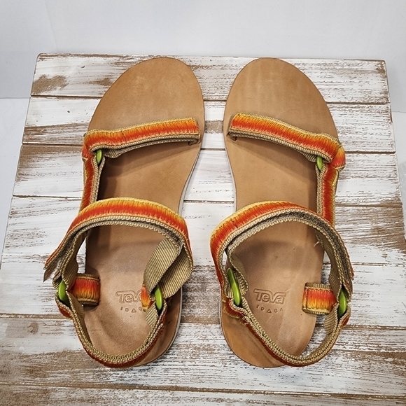 Women's sz 9 Teva Universal Ombre fire flame orange yellow activewear sandals - Picture 3 of 9